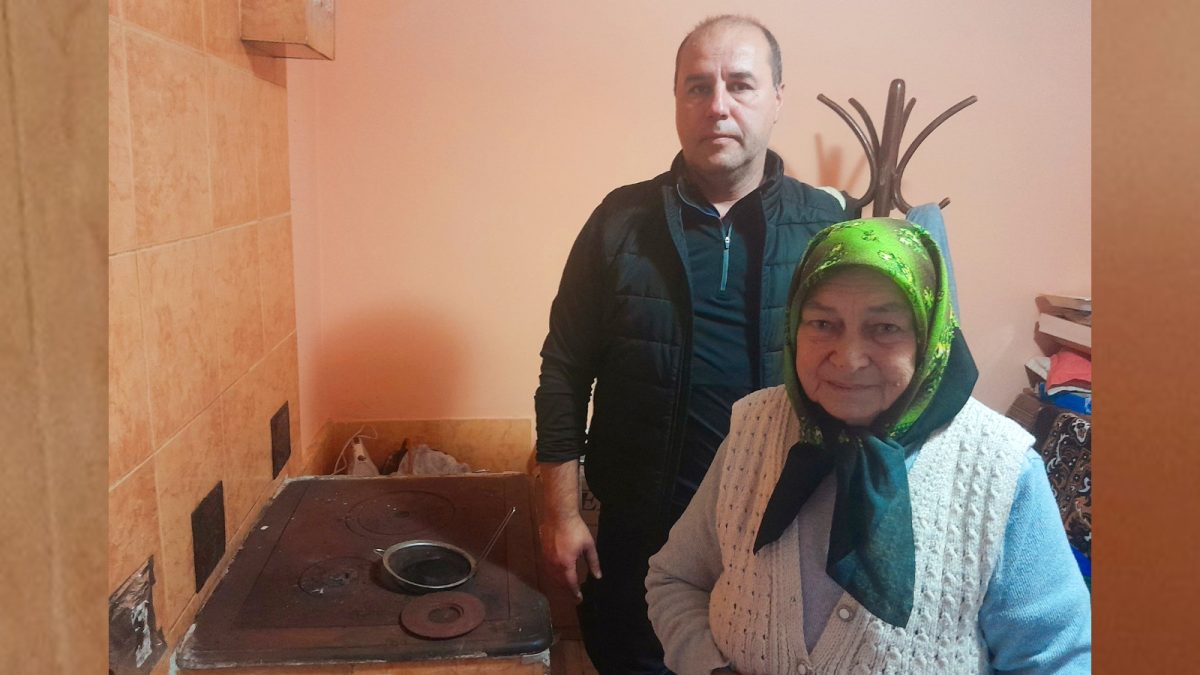 Gestul emoționant făcut de un bărbat din Iași! Corneliu a salvat o bătrână în ultimul moment, într-o casă din Miroslava: „Dumnezeu a văzut-o”