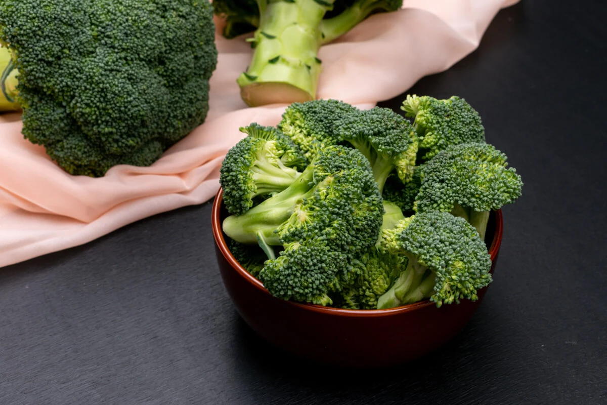 Broccoli la cuptor – Rețetă simplă, sănătoasă și delicioasă