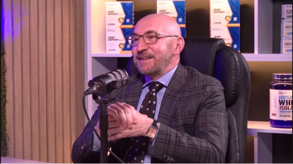Dr. Can Öbek este un expert recunoscut internațional în urologie oncologică! De peste trei decenii ajută pacienții să beneficieze de soluții medicale sigure și eficiente!