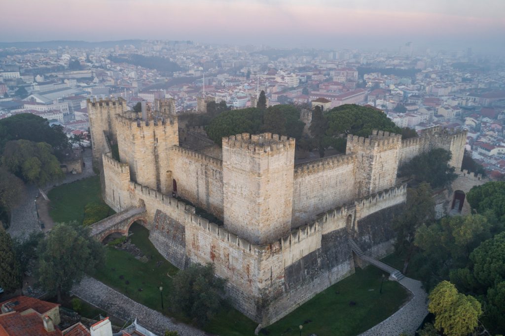Castelul Sao Jorge, locul unde s-a scris istoria Portugaliei. Istoria și arhitectura castelului
