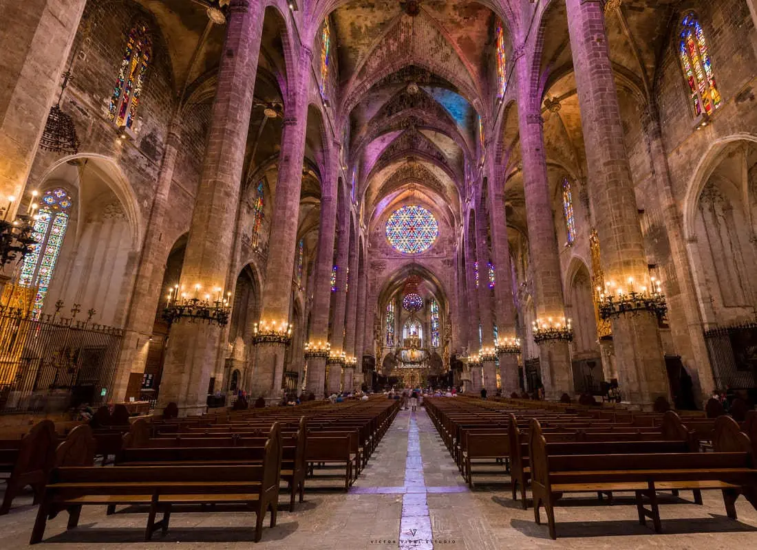 Catedrala gotică din Palma de Mallorca. Una dintre cele mai frumoase catedrale din lume!