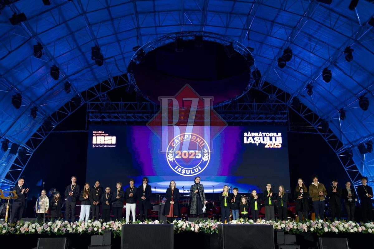 A început concertul din cadrul Sărbătorilor Iașului 2025! Cine sunt artiștii care vor urca pe scenă