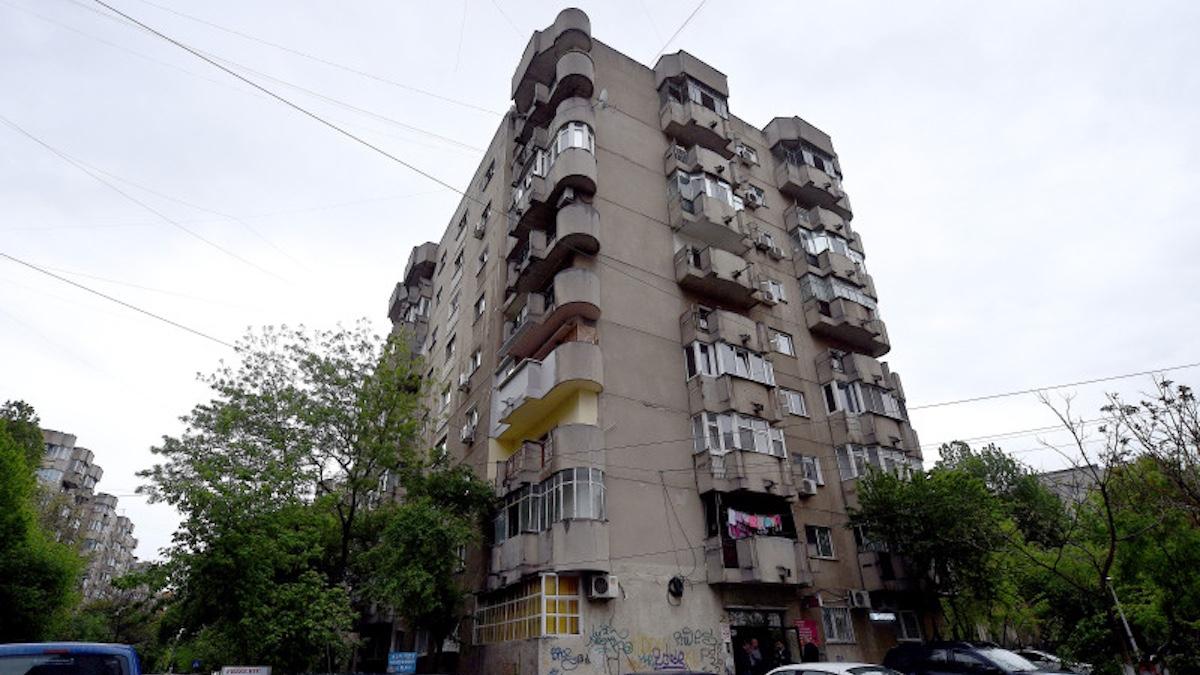 Cumpărarea unui apartament în blocuri vechi! Ce trebuie să facă urgent viitorii proprietari! 