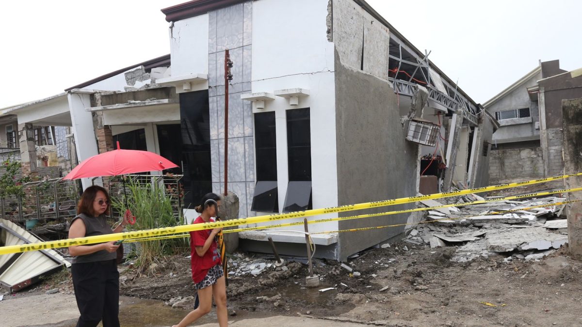 Cutremur uriaș cu magnitudine de 7,4 în Filipine! Țara este în alertă de tsunami