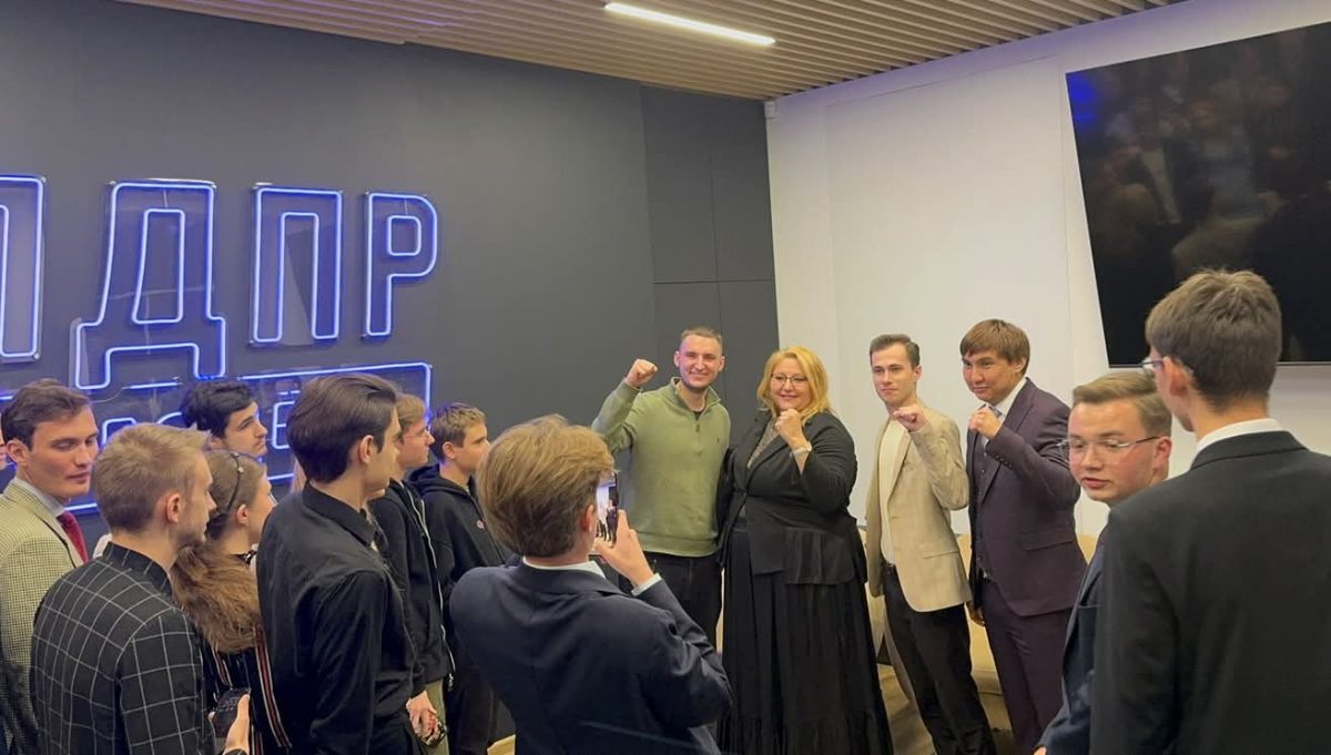 Diana Iovanovici-Șoșoacă, invitată de Asociația Internațională „Prietenii Rusiei” – Pietro Stramezzi la o întâlnire cu tineri formatori de opinie din întreaga lume