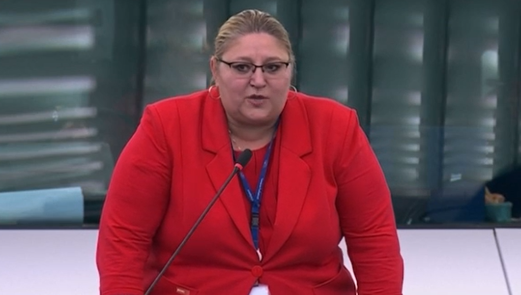 Europarlamentarului Diana Șoșoacă i s-a cerut ridicarea imunității pentru opinii politice: „În România, adevărul te trimite la psihiatrie”