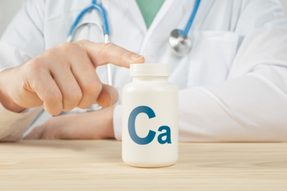 Care este diferența dintre calciu și calciu lactic? Află care este cel mai eficient pentru organismul tău!
