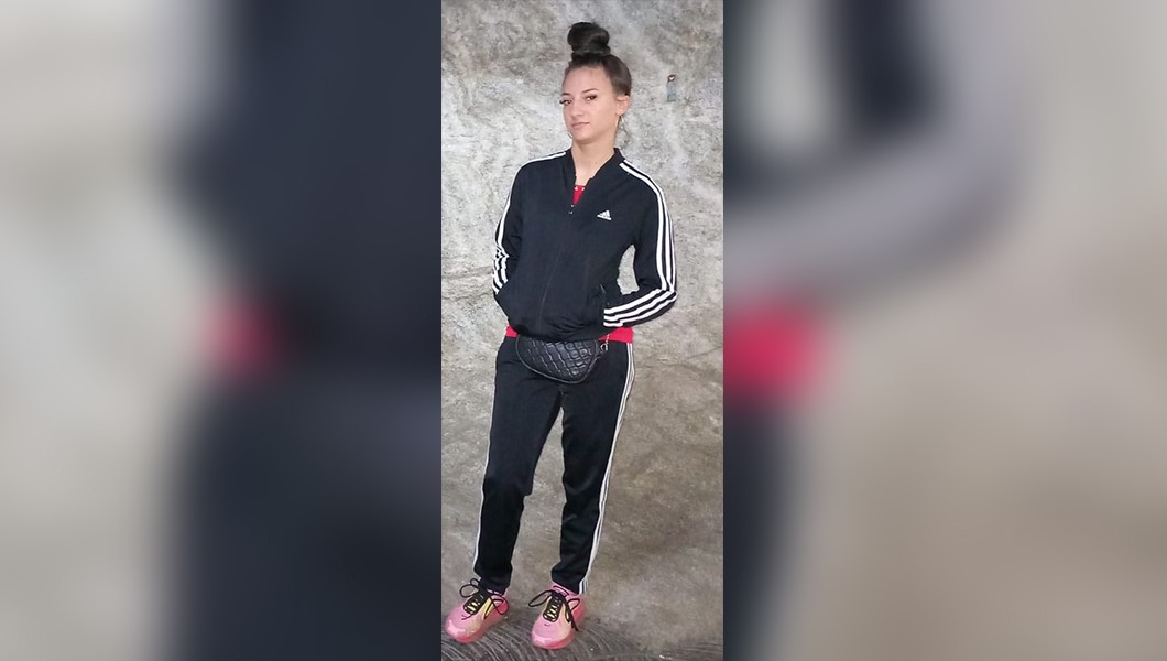 Ați văzut-o? O fată de 15 ani din Iași a dispărut de acasă. Poliția cere ajutorul populației