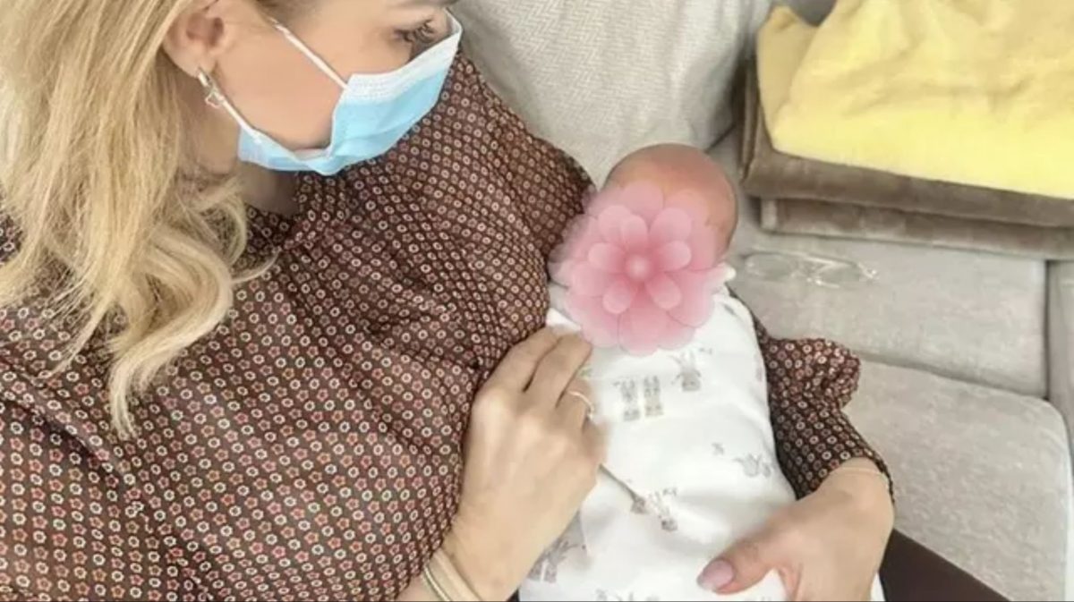 Gabriela Firea a devenit bunică pentru prima dată! Primele imagini cu nepoțica Emily-Victoria