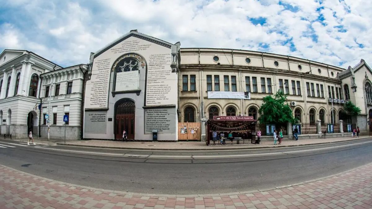 Serviciile de asistență tehnică din partea proiectantului, pentru reabilitarea și modernizarea Filarmonicii „Moldova” din Iași, costă 500.000 de lei! O singură firmă a depus ofertă