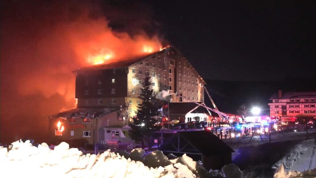 Hotelul blestemat din Turcia. Vinovații pentru moartea a 78 de persoane, printre care 30 de copii, condamnați pe viață