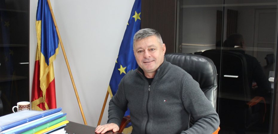 Inculpatul Iacomi Iulian, sub control judiciar, ar fi amenințat un locuitor al orașului Lehliu Gară