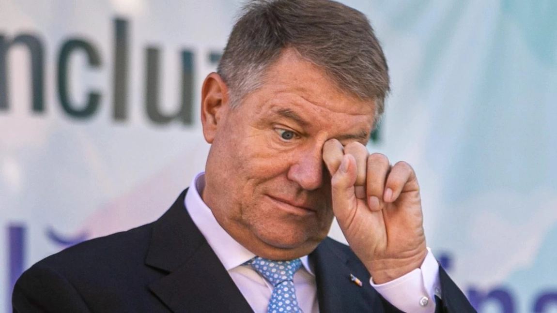Klaus Iohannis, alergat de propriii scheleți