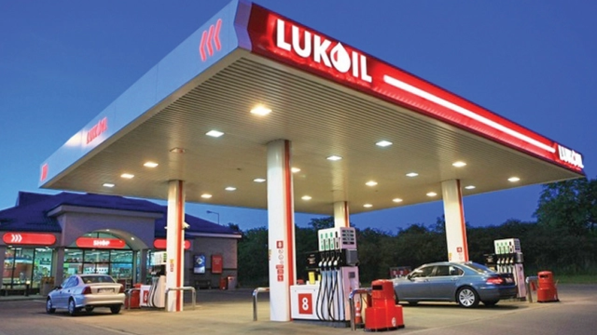 Un grup american intră în cursa pentru Lukoil. Portofoliu de active evaluat la peste 20 de miliarde de dolari