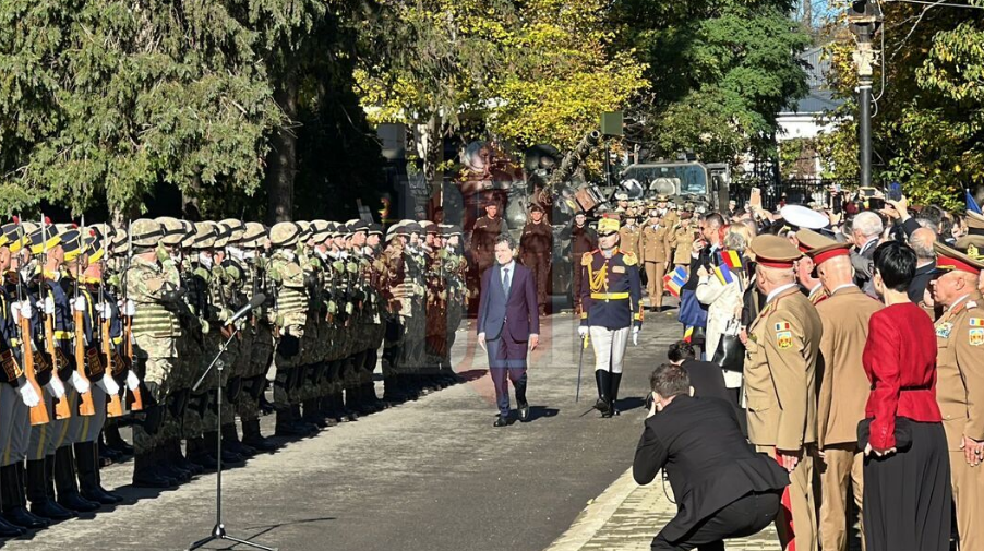 Președintele României, Nicușor Dan, a participat la Iași la Ziua Armatei