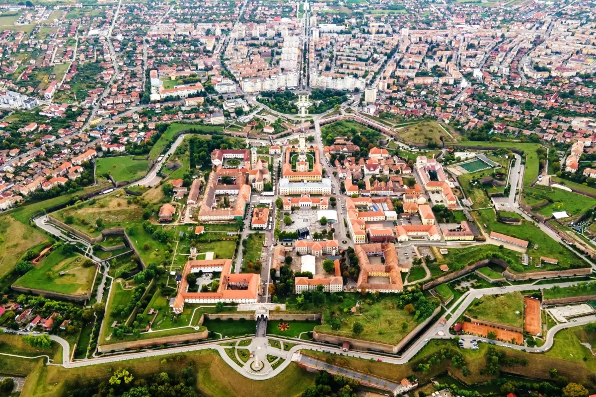 Ce obiective turistice poți vedea în Alba Iulia? Iată care sunt cele mai importante din acest oraș plin de istorie