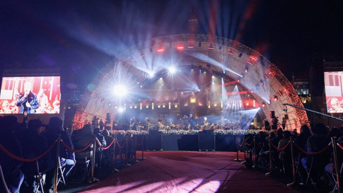 Astăzi, începând cu ora 17:30, în Piața Palatului Culturii va avea loc concertul din cadrul Sărbătorilor Iașului 2025! Cine sunt artiștii care vor urca pe scenă