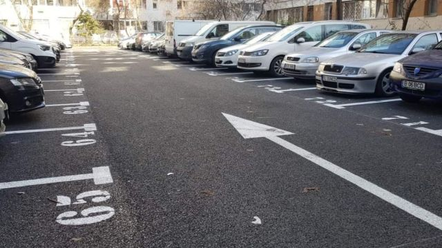 Primăria Iași închiriază noi locuri de parcare pe străzile din oraș! Iată care sunt cartierele unde șoferii își vor putea parca autoturismul în fața blocului