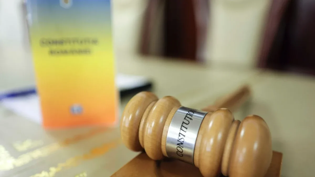 Război pe tema pensiilor private! Înalta Curte decide azi dacă atacă la CCR legea Guvernului Bolojan