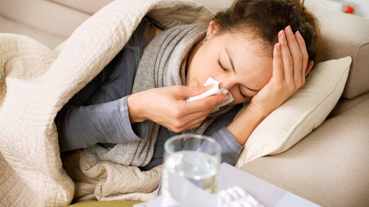 Cum scapi mai repede de răceală! 5 alimente esențiale și leguma verde cu puteri vindecătoare