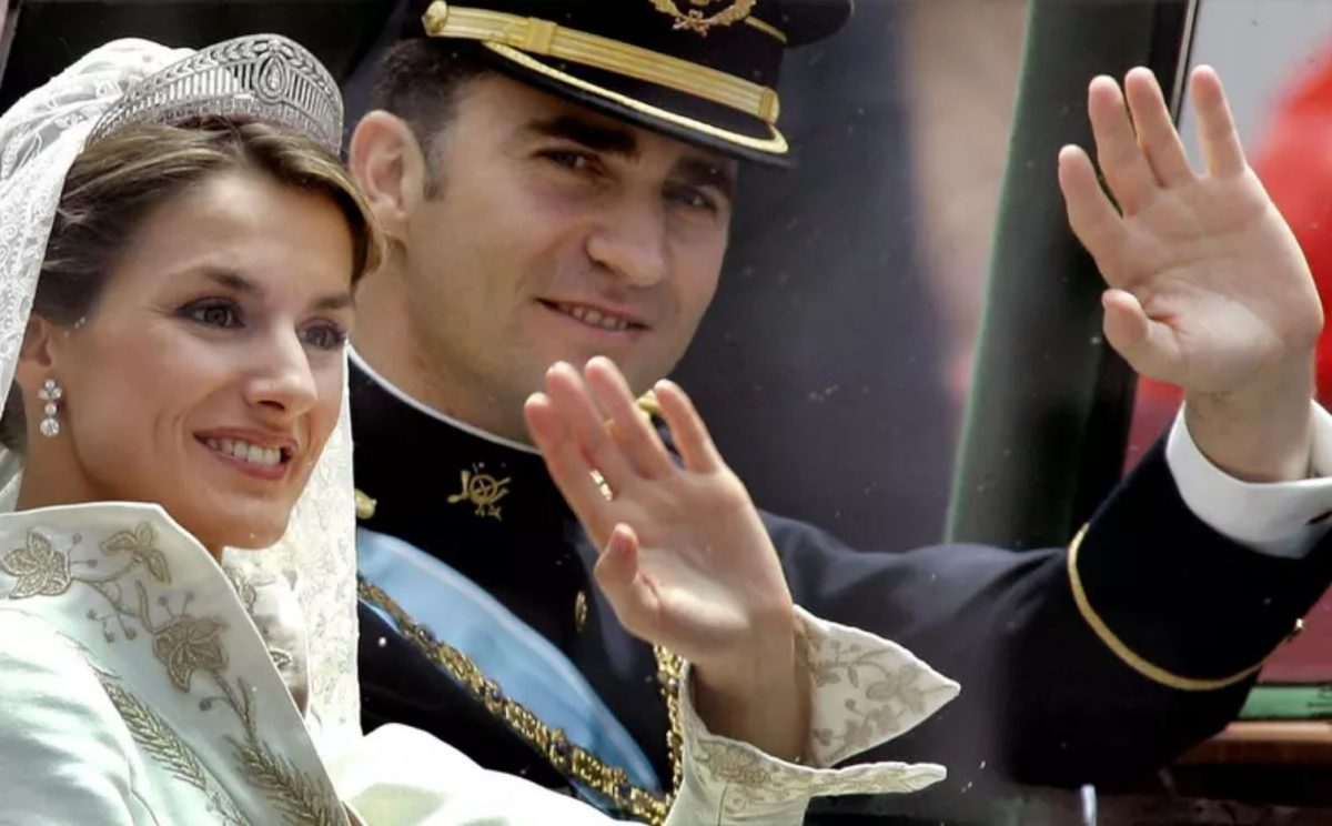 Regina Letizia a Spaniei are un trecut controversat. Căsătoria anterioară și dramele din viața personală