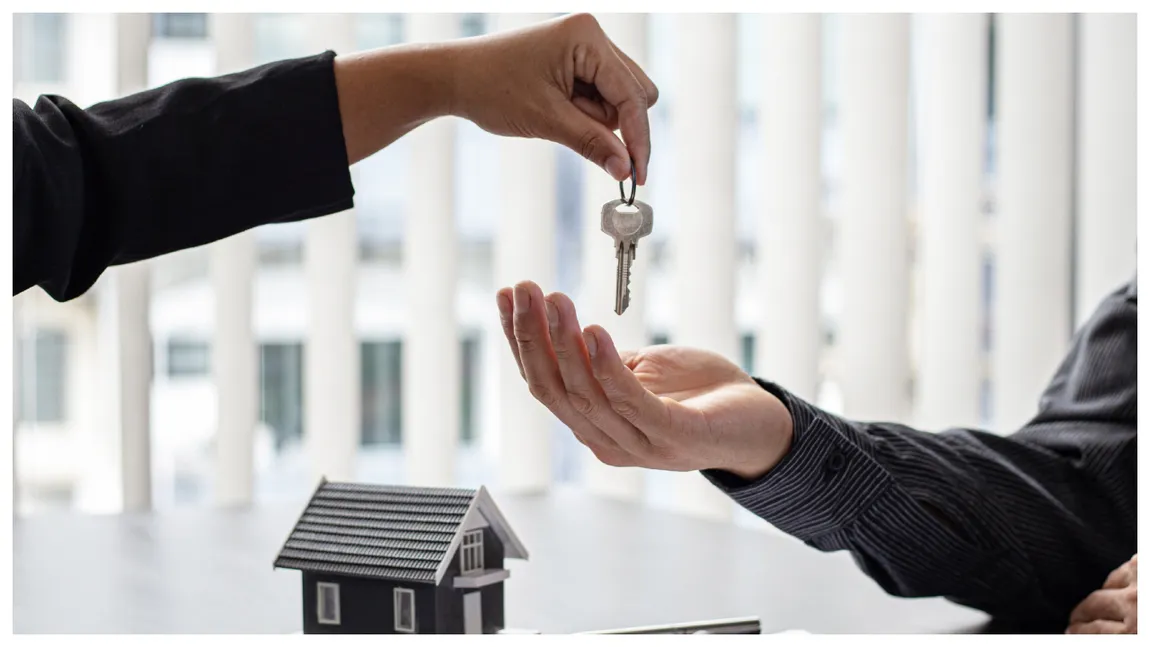 Românii care își scot apartamentele sau casele la închiriere, în vizorul ANAF! Proprietarii au la dispoziție 30 de zile! 