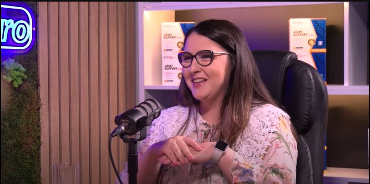Roxana Prelipcean vorbește despre iubirea de sine și despre iluzia perfecțiunii! Află cum poți învăța să te ajuți mai întâi pe tine pentru a-i putea sprijini pe ceilalți!