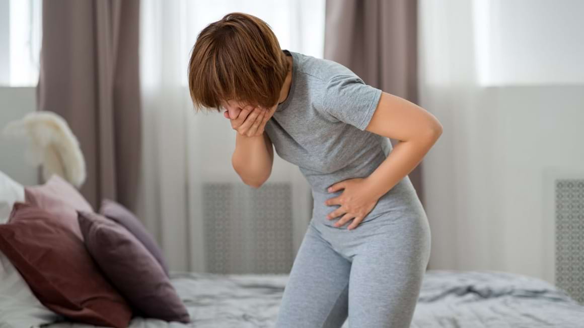 Care sunt simptomele unui pancreas inflamat? Nu ignora semnele, apar complicații grave!