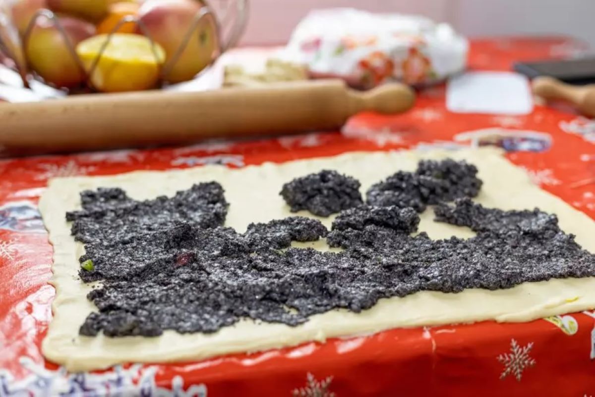 Umplutură cu mac și albuș, perfectă pentru cozonac și rulade! O rețetă din bucătăria ungurească!