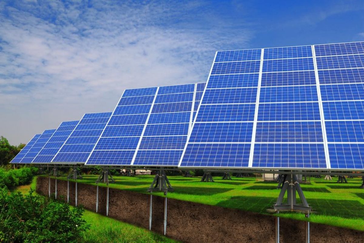 Patru firme vor să construiască un parc fotovoltaic în comuna Cristești, județul Iași! Proiectul depășește 1,3 milioane de lei