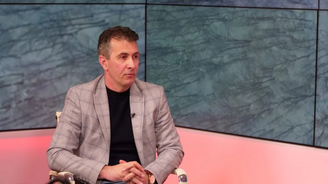 Asta se întâmplă când un ”coate goale” ajunge primar! Derapaj grav al primarului din Dobrovăț, Cătălin Martinuș, pe rețelele de socializare