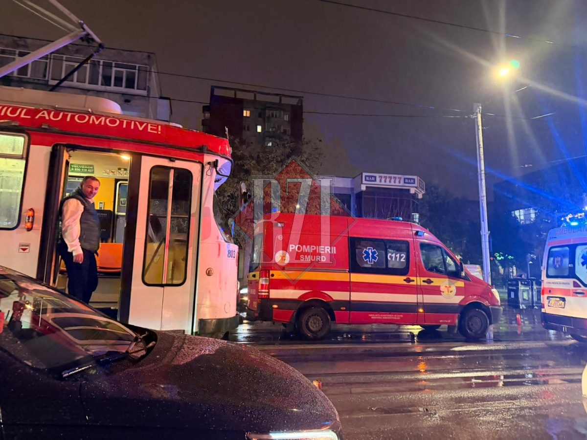 Accident rutier în Podu Roș. Un bărbat a fost izbit de un tramvai – EXCLUSIV, UPDATE