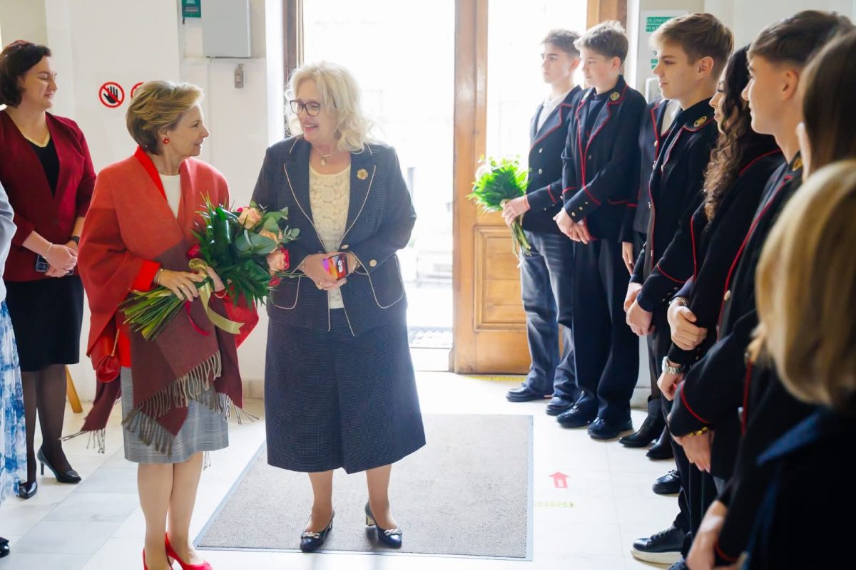 Istorie, regalitate, noblețe de ideal, gând și faptă. Principesa Sofia a României, în vizită la Colegiul Negruzzi din Iași