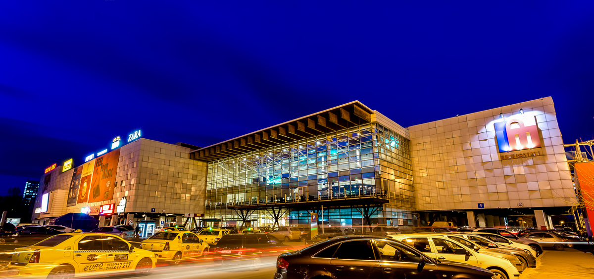 „Cravata Galbenă”, filmul care surprinde povestea dirijorului Sergiu Celibidache, rulează din 14 noiembrie la Cinema City Iulius Mall Iași
