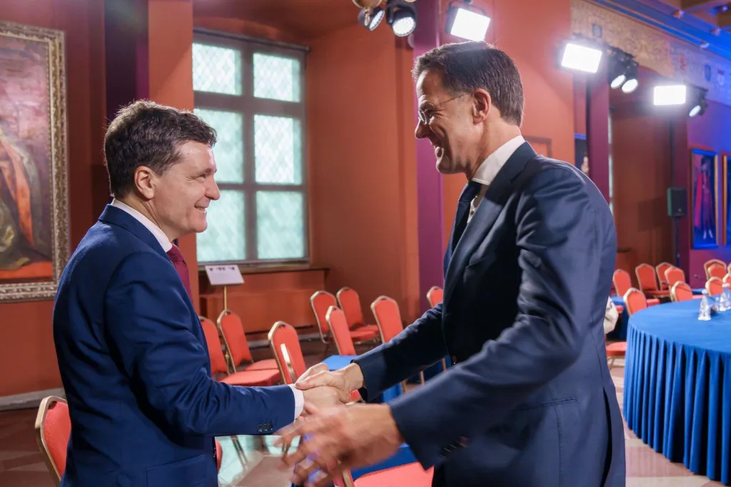 Mark Rutte vine la București în plin scandal militar! Ce se ascunde în spatele retragerii trupelor americane din România