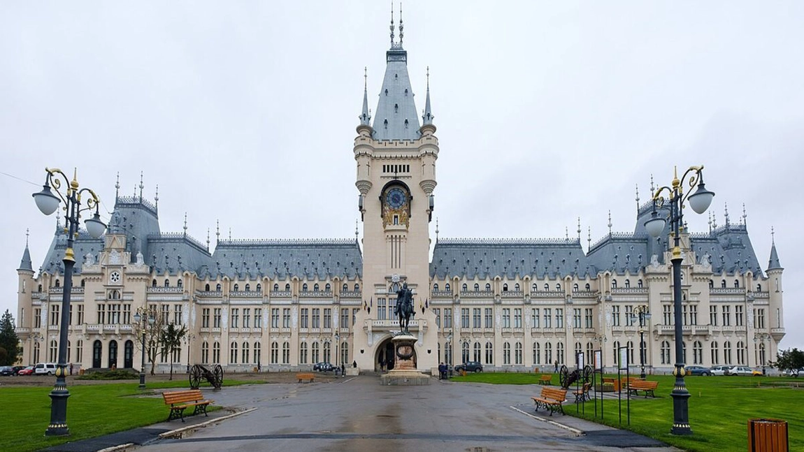 La Palatul Culturii din Iași se organizează concurs pentru ocuparea funcției de manager. Dosarele pot fi depuse până la începutul lunii decembrie