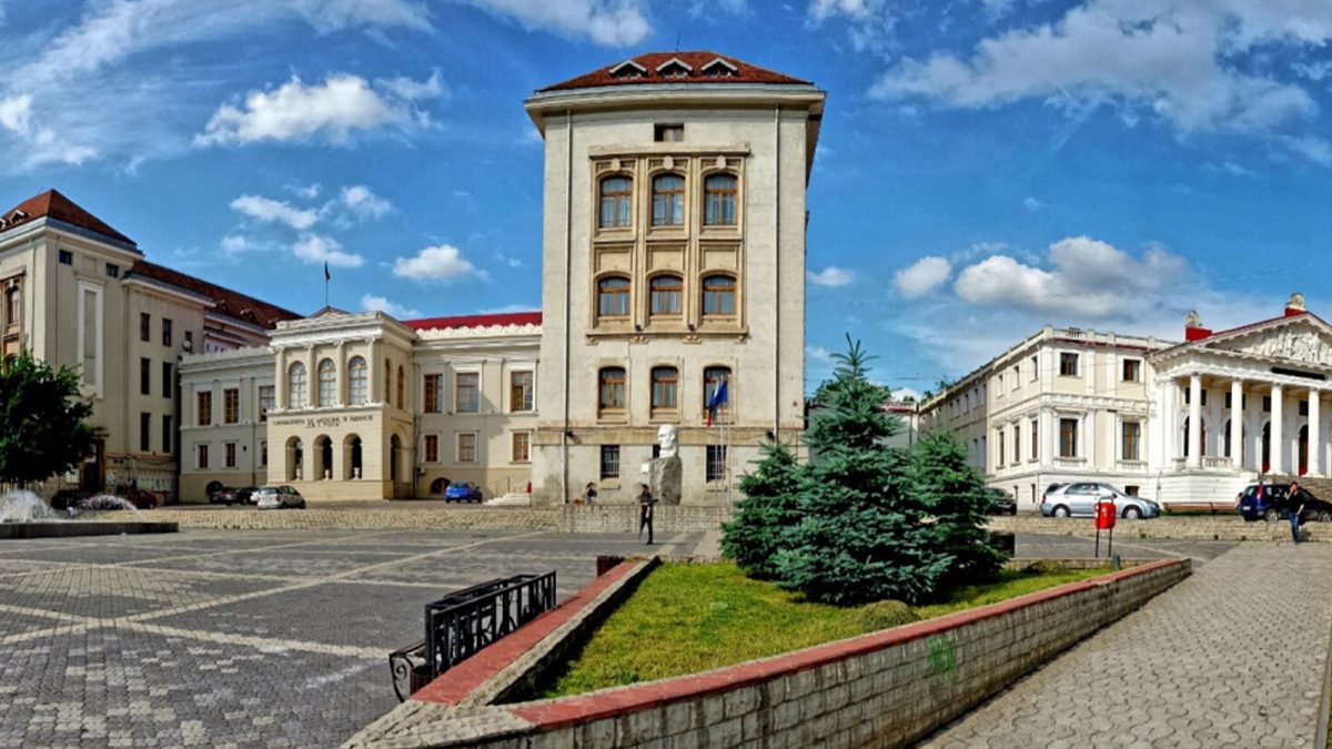 UMF Iași caută firme care să consolideze și reabiliteze Căminul 1 Mai! Contractul are o valoare de peste 36 de milioane de lei