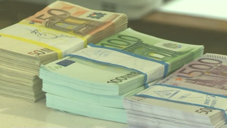 Tabelul bogăției la români. Află câți bani o să faci în viață, în funcție de data nașterii