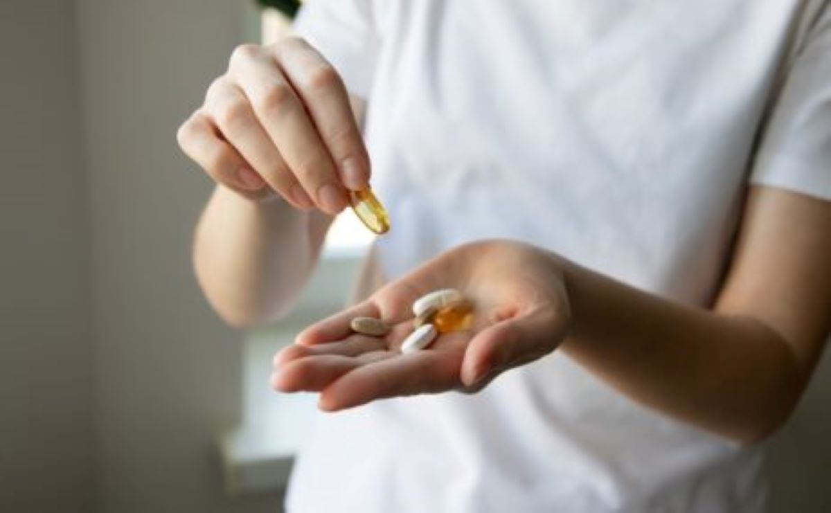 Când se iau vitaminele, dimineața sau seara? Iată cum le poți administra în mod corect!