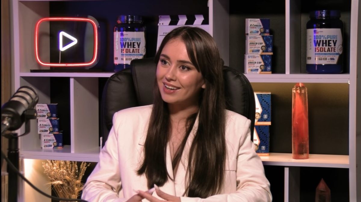 Cum și-a construit Andreea-Ștefania Moldovanu stilul propriu! Iată cum dorința de a ajuta a dus-o spre medicină!