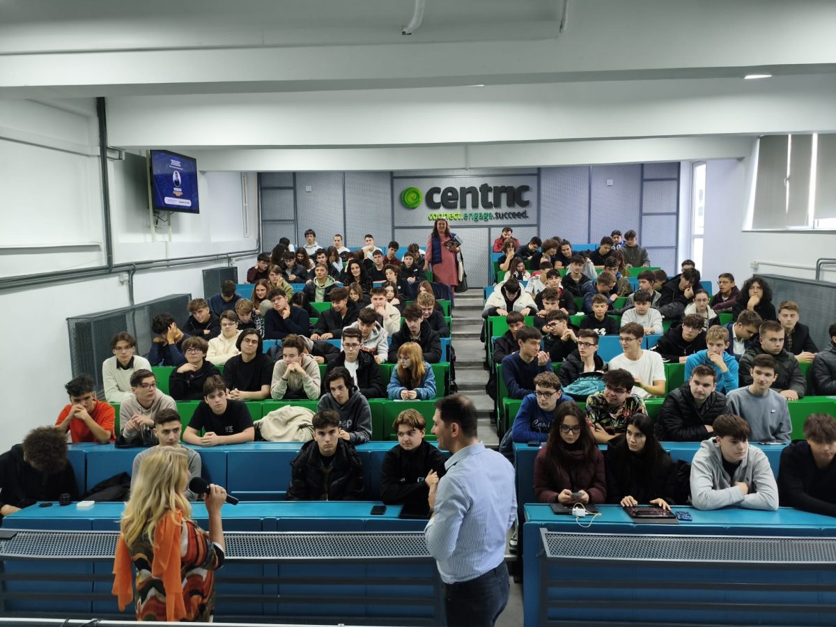 Elevii de la Liceul Teoretic de Informatică „Grigore Moisil” Iași, conectați cu antreprenorii și liderii tech ai comunității în Săptămâna Globală a Antreprenoriatului