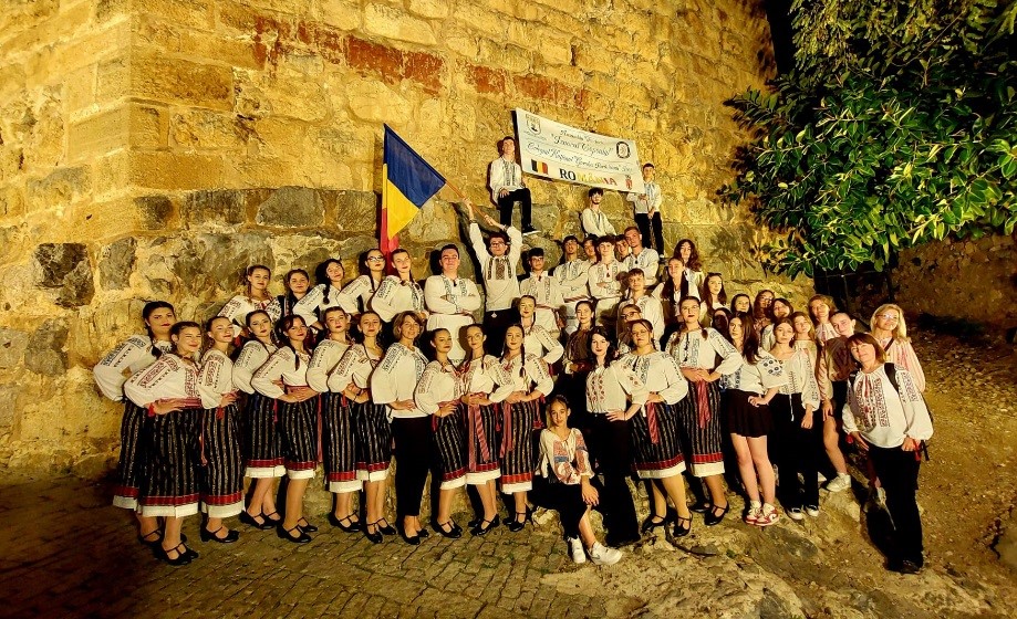 Elevii români, ambasadori ai folclorului românesc la “9th International Folk Dance and Music Festival”, Alanya-Antalya, Turcia