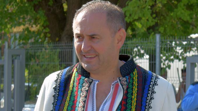 Descinderi în mai multe județe din România. Fănel Bogos, patronul Vanbet, vizat de un nou dosar penal. Amenzi de peste 23.000 de lei aplicate fermelor sale din Iași – UPDATE