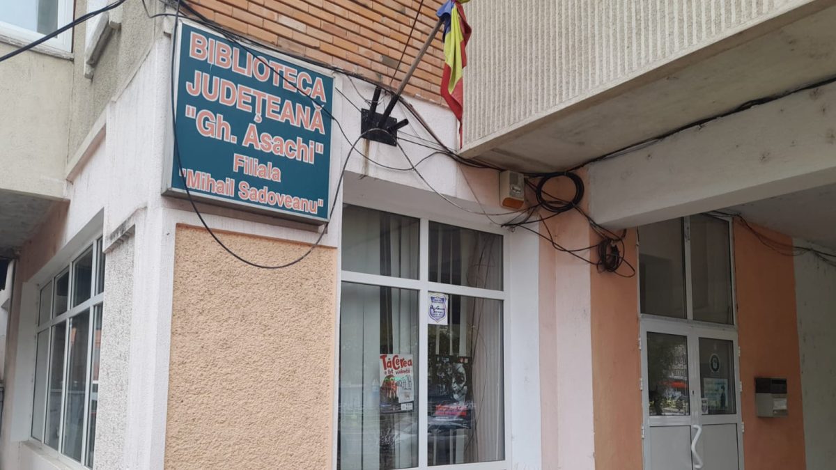 Prețurile crescute la cărți îi determină pe cititori să aleagă bibliotecile. În Iași au mai rămas doar 5 filiale ale Bibliotecii Județene