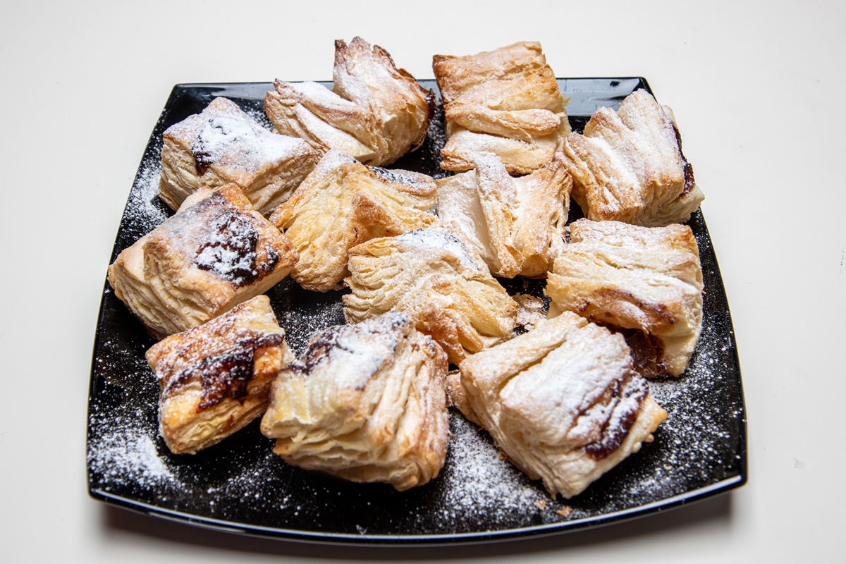 Haioșele cu untură – Rețetă simplă și delicioasă, ideală pentru sărbători