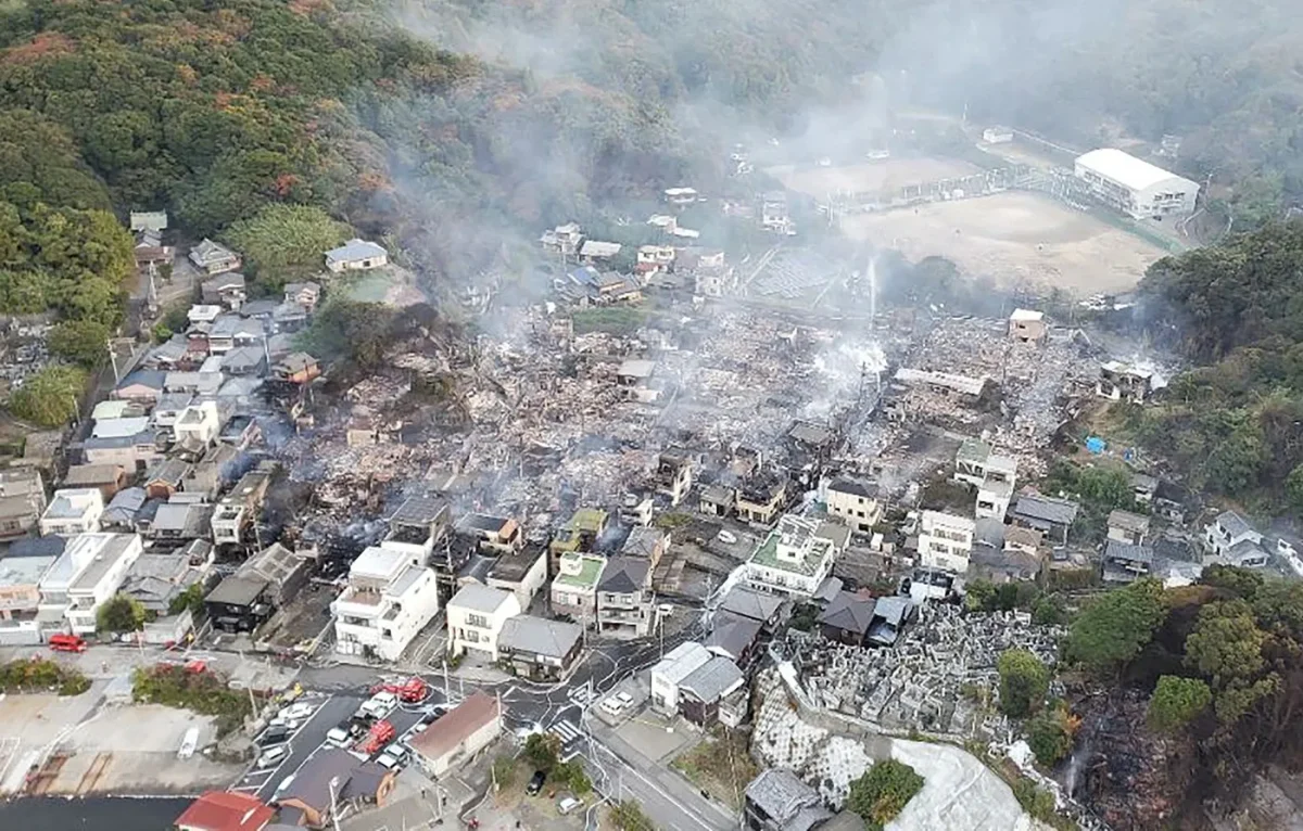 Foc și fum în Japonia. Imagini devastatoare ale celui mai mare incendiu urban din ultimii 50 de ani