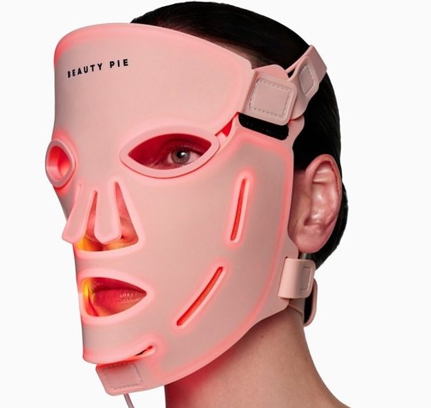 O nouă inovație în industria beauty! A fost lansată cea mai avansată mască facială LED!