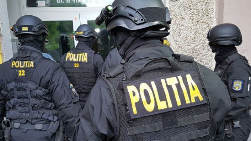 Descinderi internaționale într-un dosar de trafic de droguri! Gruparea a fost destructurată și s-au făcut 16 rețineri, inclusiv în Iași