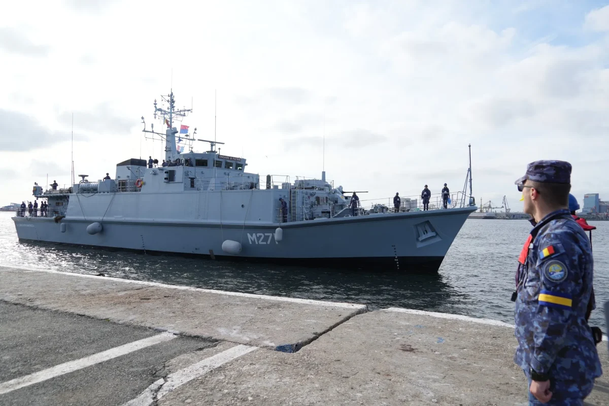 Noua navă militară a României, de 75 de milioane de euro, a ajuns la Constanța