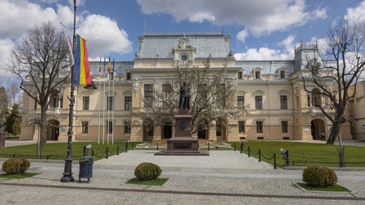 Peste 200.000 de lei cheltuie Primăria Iași pentru serviciile de proiectare! Proiectul are în vedere reabilitarea unui bloc de locuințe sociale din oraș